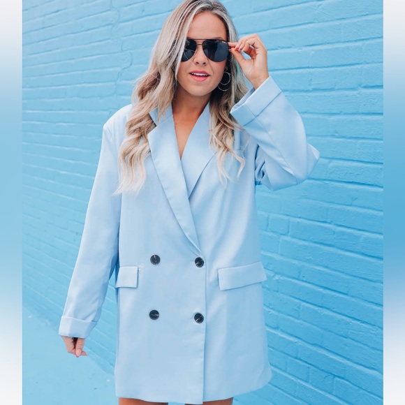 NWT Meek Fifth Avenue Oversized Light Blue Blazer Size medium - Picture 1 of 7